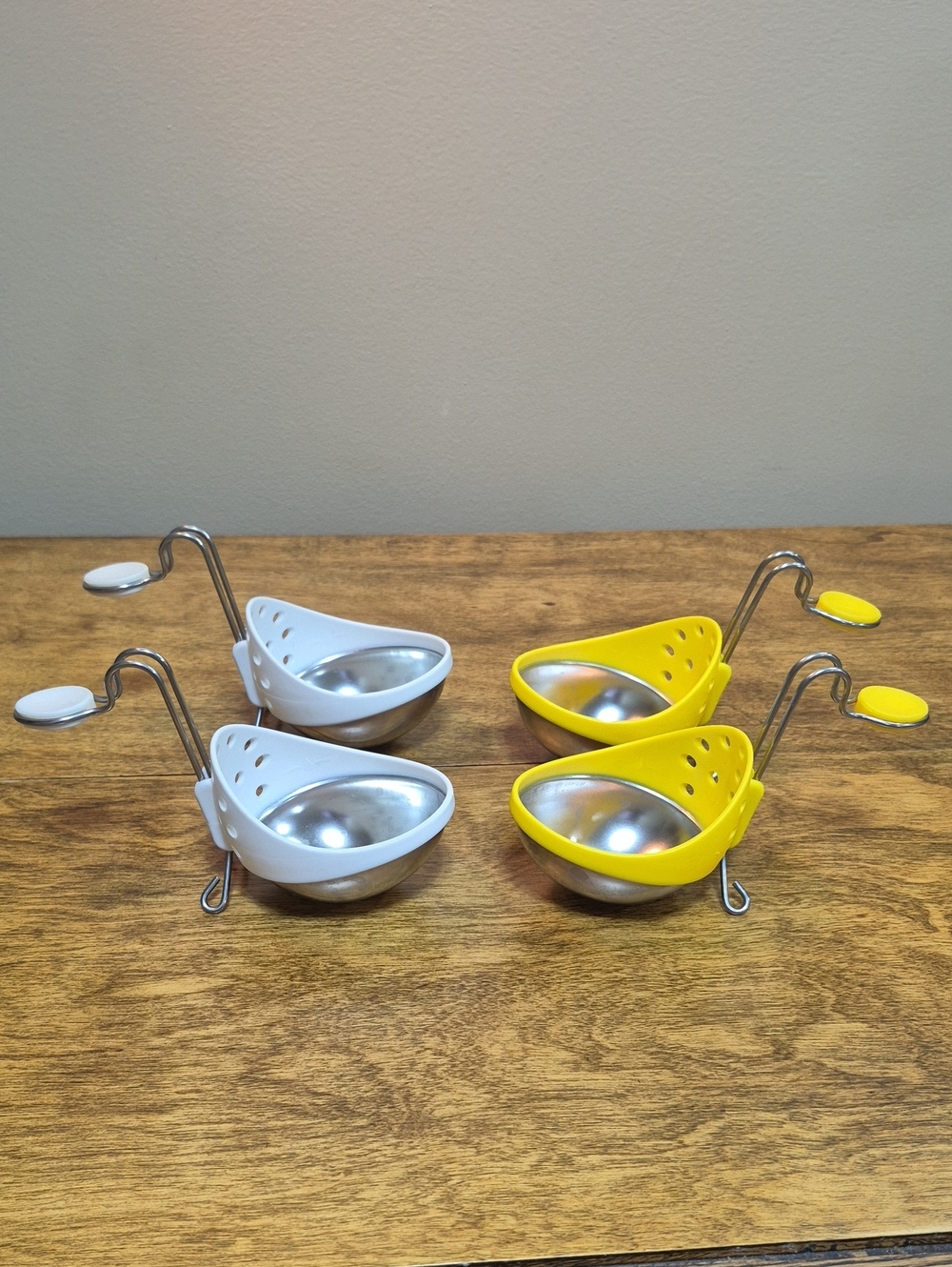 CUISIPRO Stainless Steel Egg Poachers, Yellow & White, Set of 4